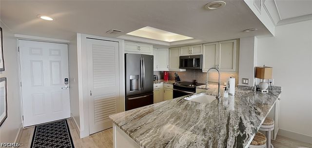 17170 Harbour Point DR 234, Fort Myers, FL 33908