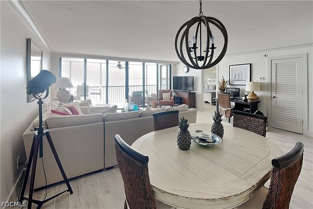 17170 Harbour Point DR 234, Fort Myers, FL 33908