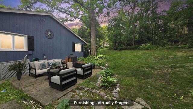 602 Downing DRIVE, Waukesha, WI 53186