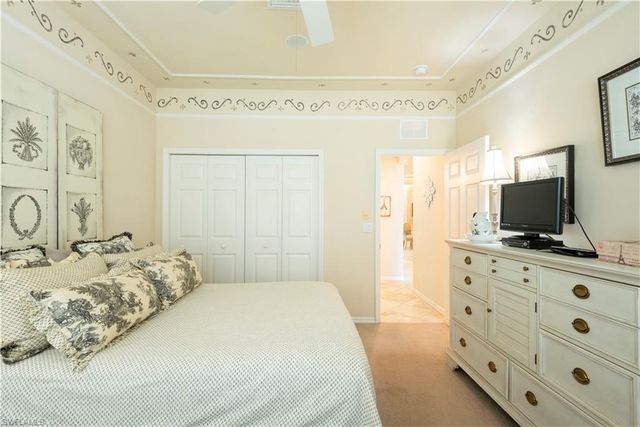 5725 Lago Villaggio WAY, Naples, FL 34104