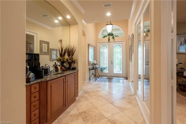 5725 Lago Villaggio WAY, Naples, FL 34104