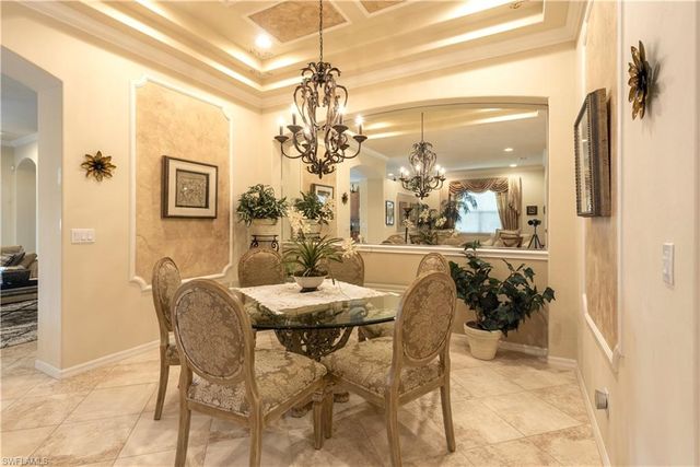 5725 Lago Villaggio WAY, Naples, FL 34104