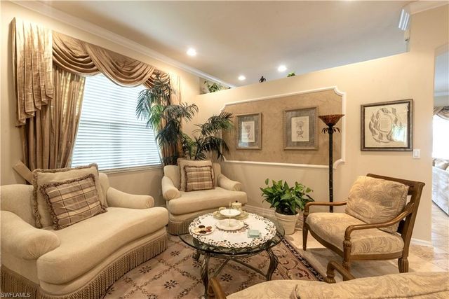 5725 Lago Villaggio WAY, Naples, FL 34104