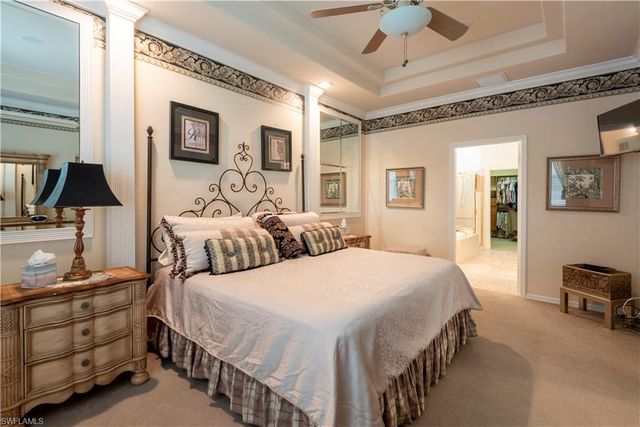 5725 Lago Villaggio WAY, Naples, FL 34104