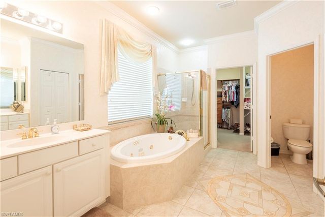 5725 Lago Villaggio WAY, Naples, FL 34104