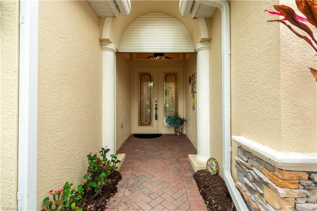 5725 Lago Villaggio WAY, Naples, FL 34104