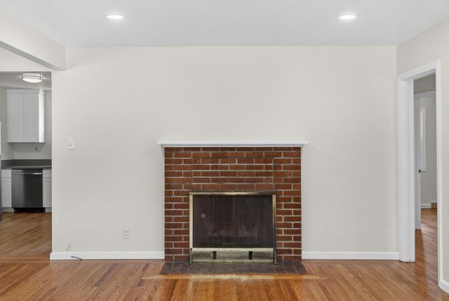 3221 Lerwick Rd, Sacramento, CA 95821