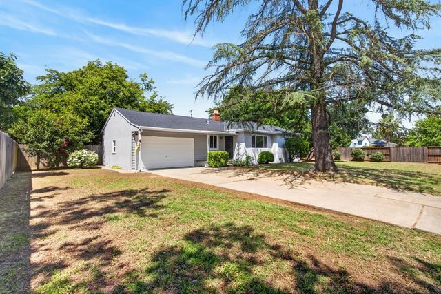 3221 Lerwick Rd, Sacramento, CA 95821