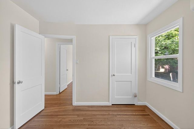 3221 Lerwick Rd, Sacramento, CA 95821