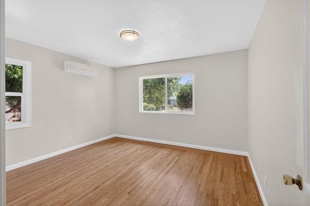 3221 Lerwick Rd, Sacramento, CA 95821