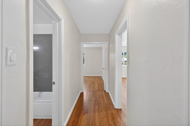 3221 Lerwick Rd, Sacramento, CA 95821
