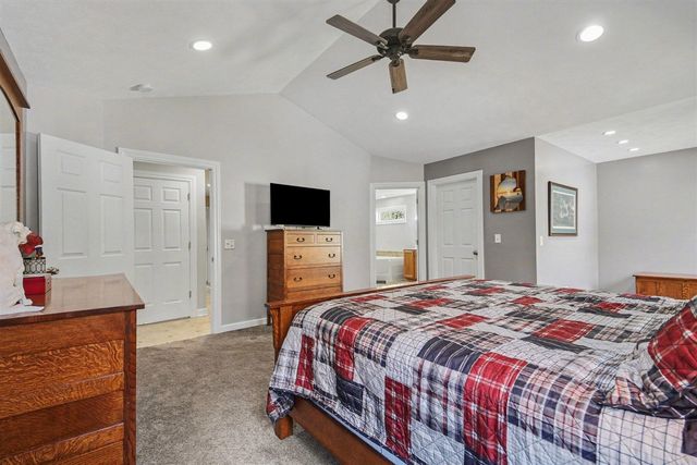 11010 Lincoln Lake Road, Greenville, MI 48838
