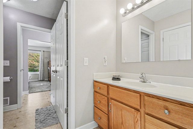 11010 Lincoln Lake Road, Greenville, MI 48838