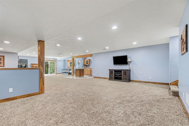11010 Lincoln Lake Road, Greenville, MI 48838