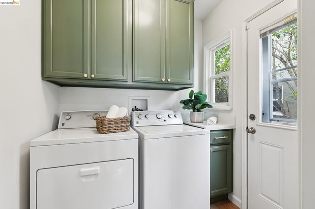 4446 Davenport Ave, Oakland, CA 94619