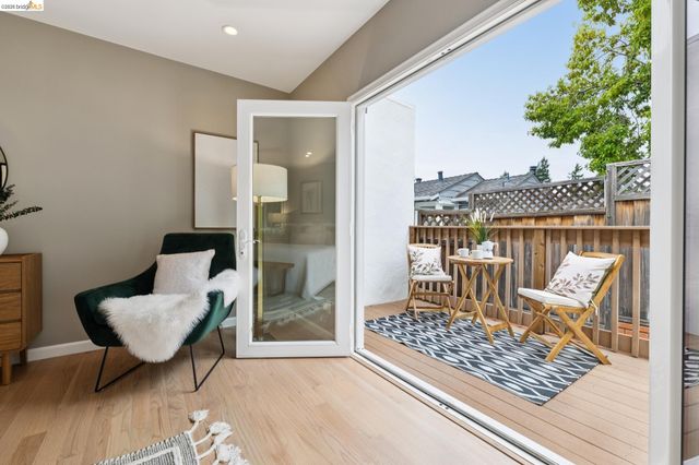 4446 Davenport Ave, Oakland, CA 94619
