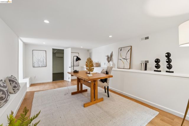 4446 Davenport Ave, Oakland, CA 94619