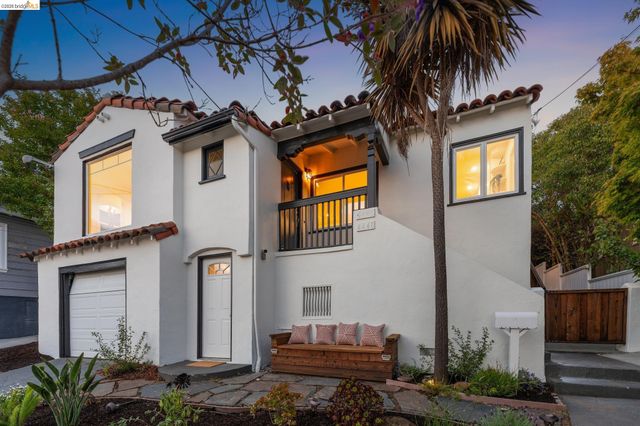 4446 Davenport Ave, Oakland, CA 94619