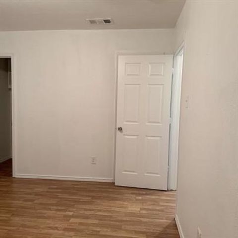 2538 Stovall Drive, Dallas, TX 75216