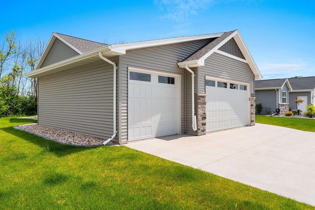 1708 PATRIOT WAY, Neenah, WI 54956
