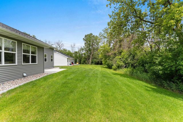 1708 PATRIOT WAY, Neenah, WI 54956