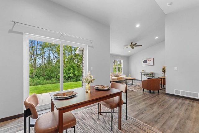 1708 PATRIOT WAY, Neenah, WI 54956
