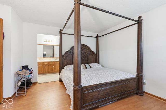9112 Fireside Drive, Indianapolis, IN 46250