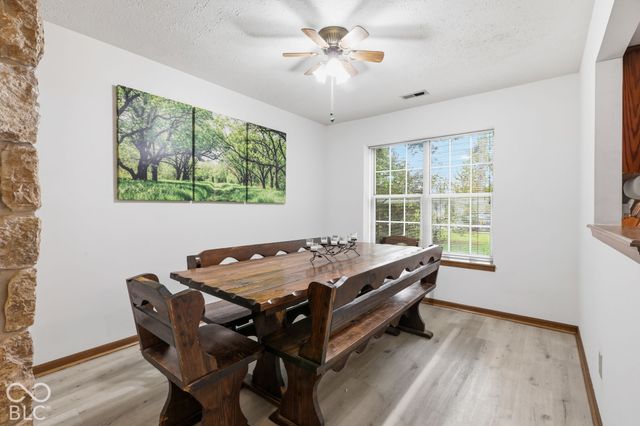 9112 Fireside Drive, Indianapolis, IN 46250