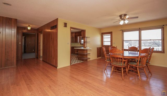 1589 2nd Ave W, Horton, KS 66439