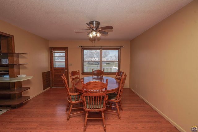 1589 2nd Ave W, Horton, KS 66439