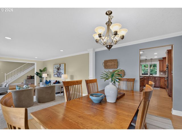 2060 Sw BUTLER Rd, Gresham, OR 97080