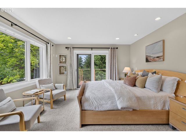 2060 Sw BUTLER Rd, Gresham, OR 97080