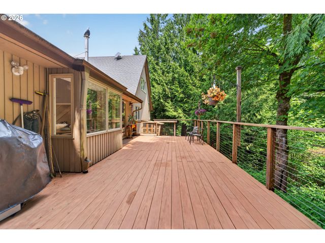 2060 Sw BUTLER Rd, Gresham, OR 97080