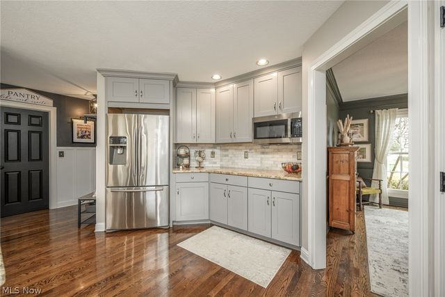 5150 Bayside Lake Boulevard, Stow, OH 44224