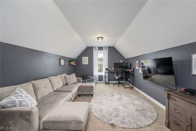 5150 Bayside Lake Boulevard, Stow, OH 44224