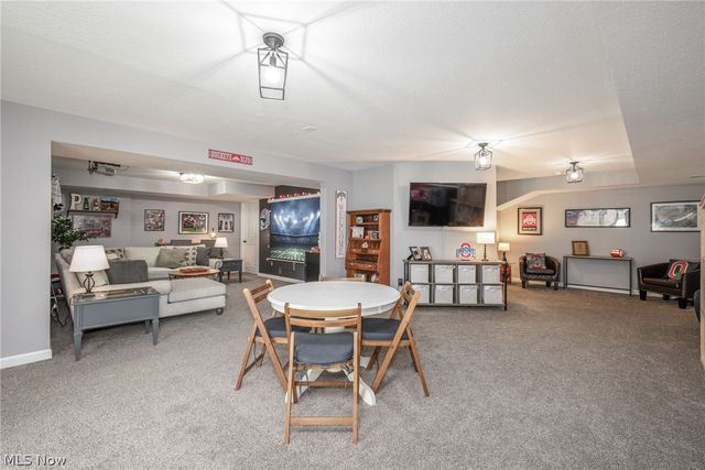 5150 Bayside Lake Boulevard, Stow, OH 44224