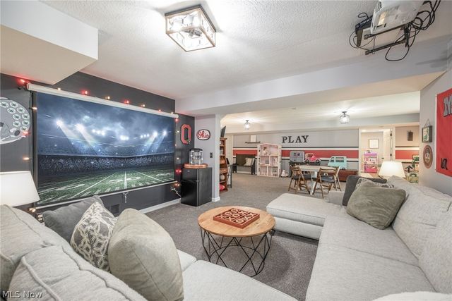 5150 Bayside Lake Boulevard, Stow, OH 44224