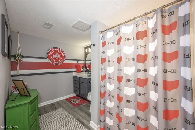 5150 Bayside Lake Boulevard, Stow, OH 44224