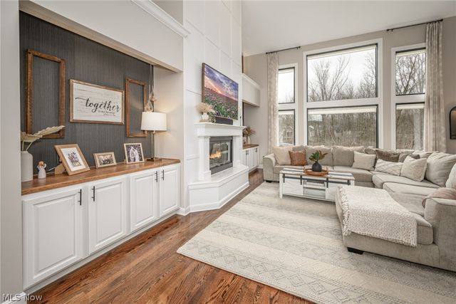 5150 Bayside Lake Boulevard, Stow, OH 44224