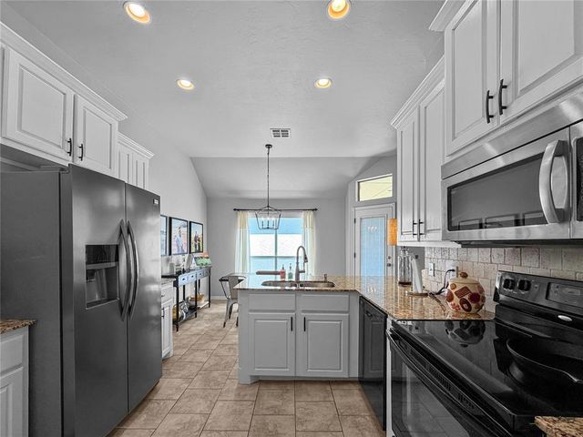 900 County Street 2932, Tuttle, OK 73089