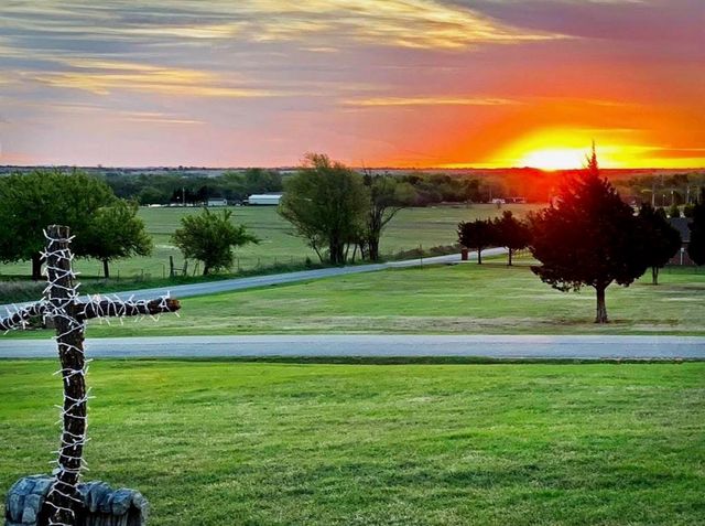 900 County Street 2932, Tuttle, OK 73089