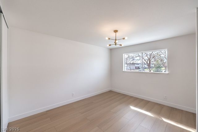 566 Greenbriar Townhouse Way, Las Vegas, NV 89121