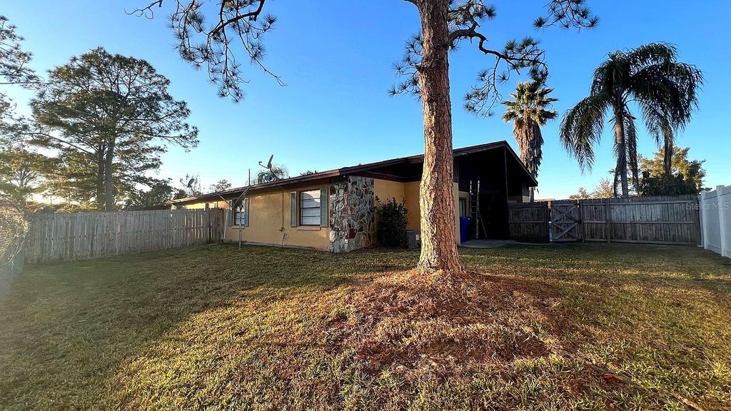 4166 FLYING FORTRESS AVENUE, Kissimmee, FL 34741