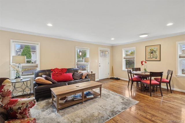 31 Amityville Road, Sound Beach, NY 11789