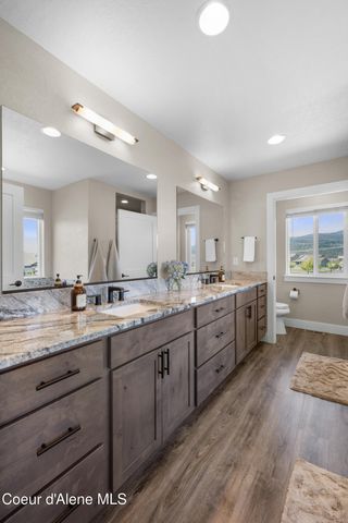 13806 N Treasure Island CT, Rathdrum, ID 83858