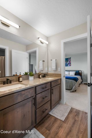 13806 N Treasure Island CT, Rathdrum, ID 83858