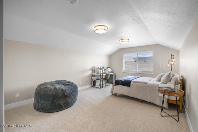 13806 N Treasure Island CT, Rathdrum, ID 83858
