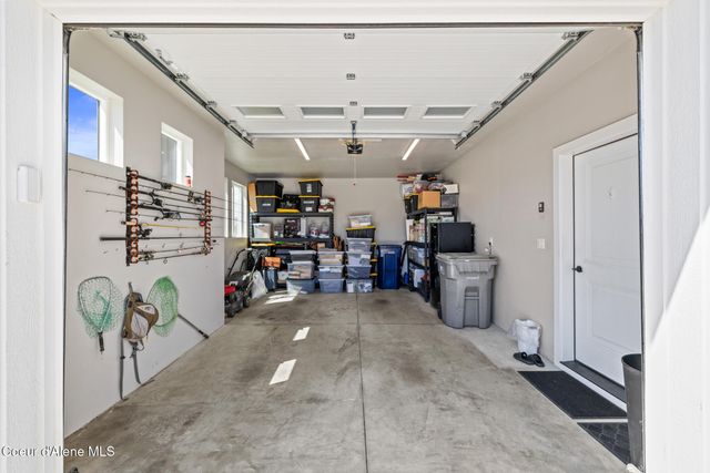 13806 N Treasure Island CT, Rathdrum, ID 83858