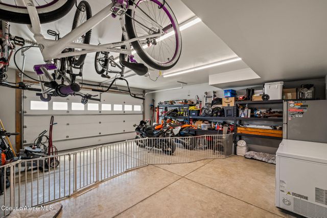 13806 N Treasure Island CT, Rathdrum, ID 83858