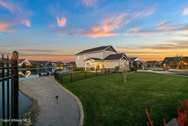 13806 N Treasure Island CT, Rathdrum, ID 83858